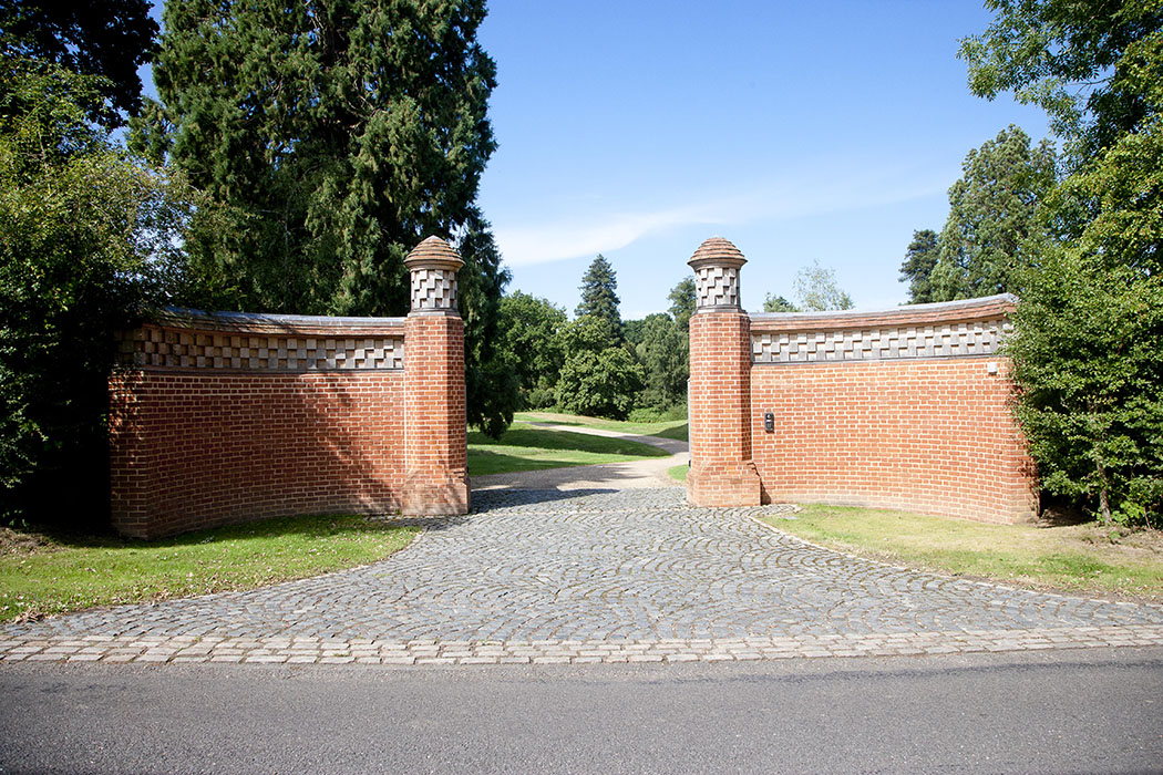 Whimsically extended Victorian Gothic Country House – Stedman Blower